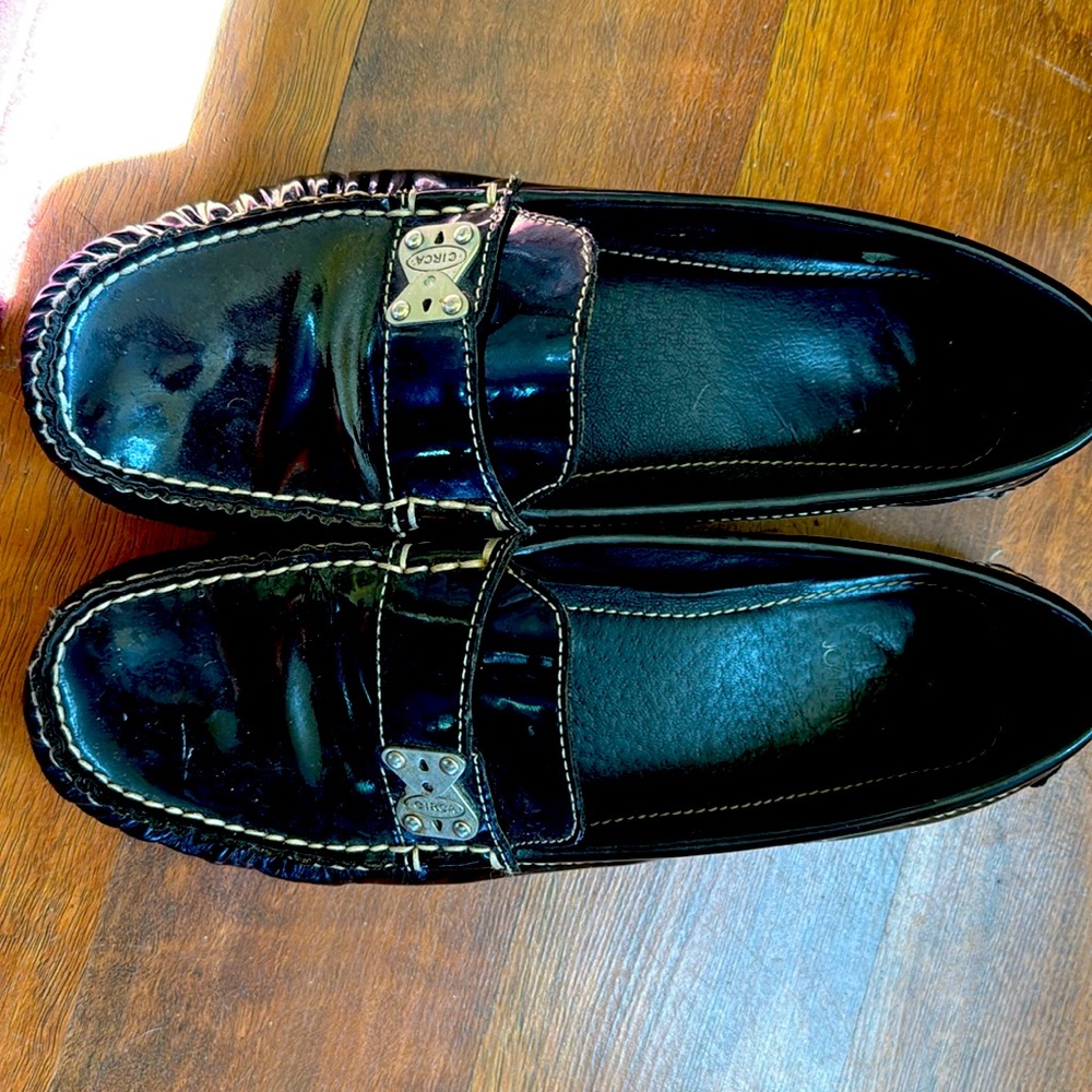 CIRCA Joan & David Driving Loafer Patent Leather Black Size 7